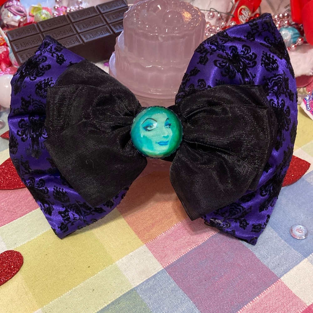 Haunted Mansion Madam Leota Large Purple Black Hair Bow with large Clip